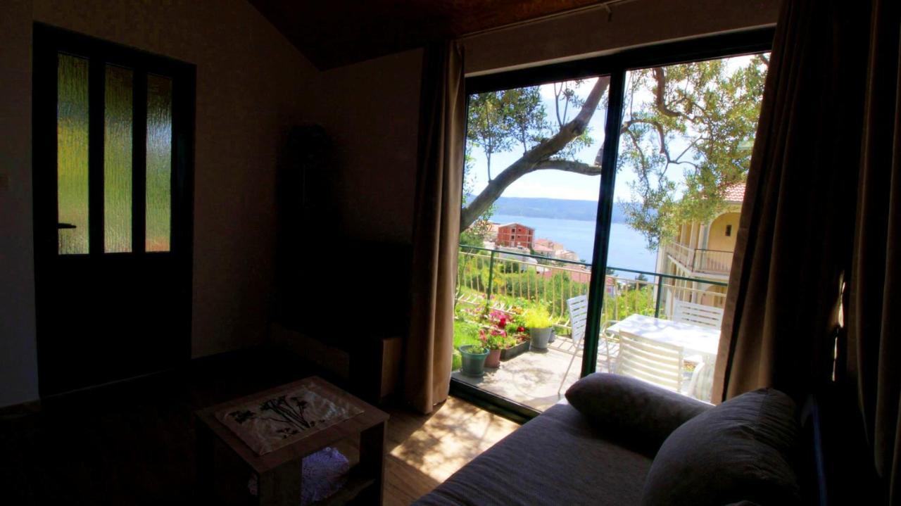 Holiday Home Jozo Омиш Экстерьер фото